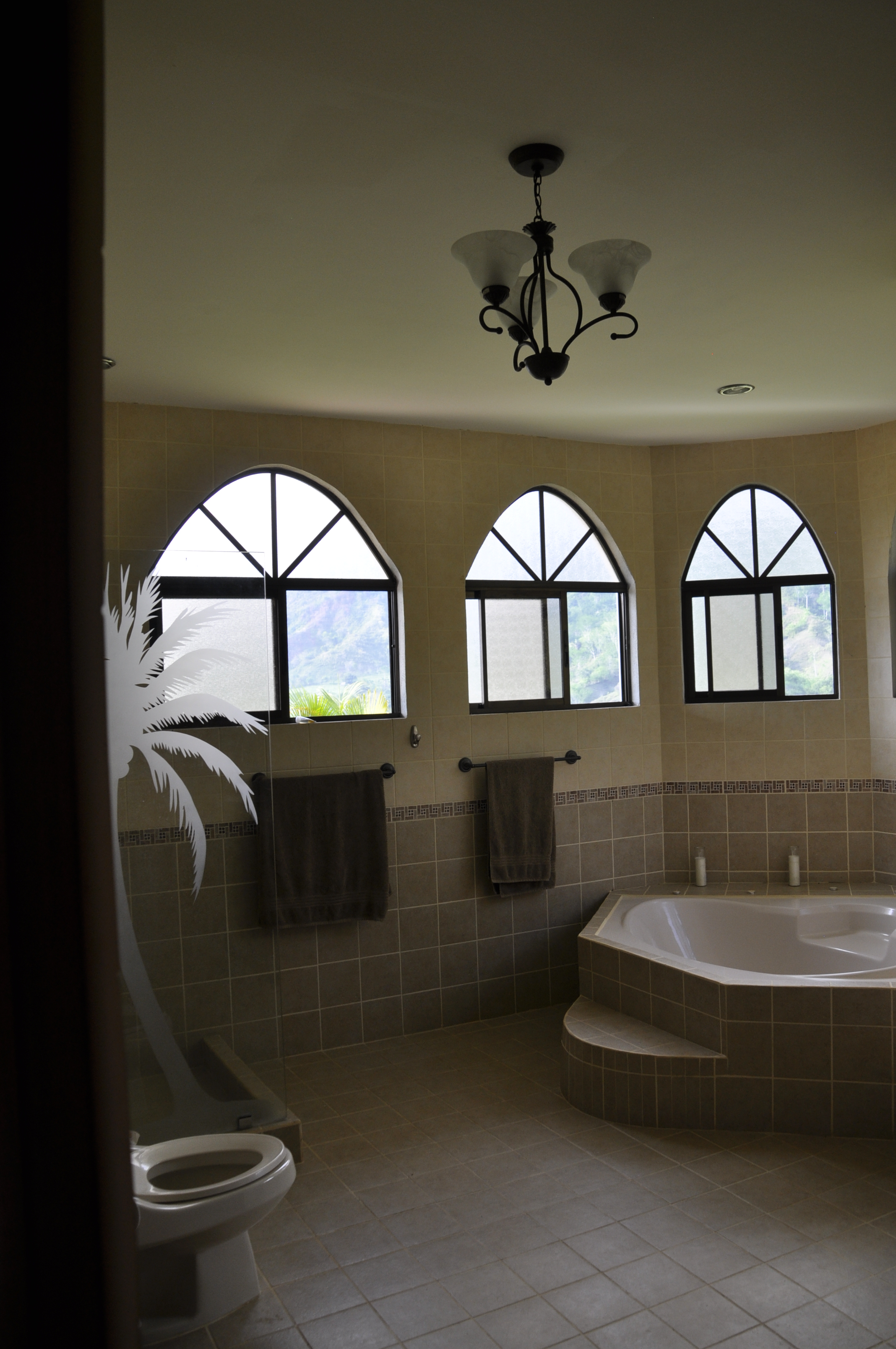 casa lapas master bathroom